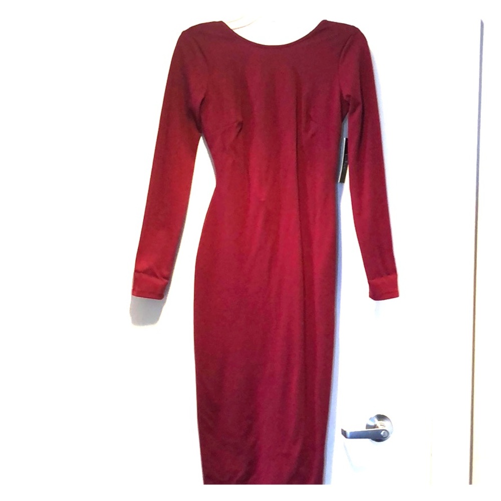 Brand new lulu’s dress - burgundy - knee length